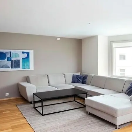 Modern 3Br Downtown Apt, Free Parking, High Standard Alesund Exterior photo