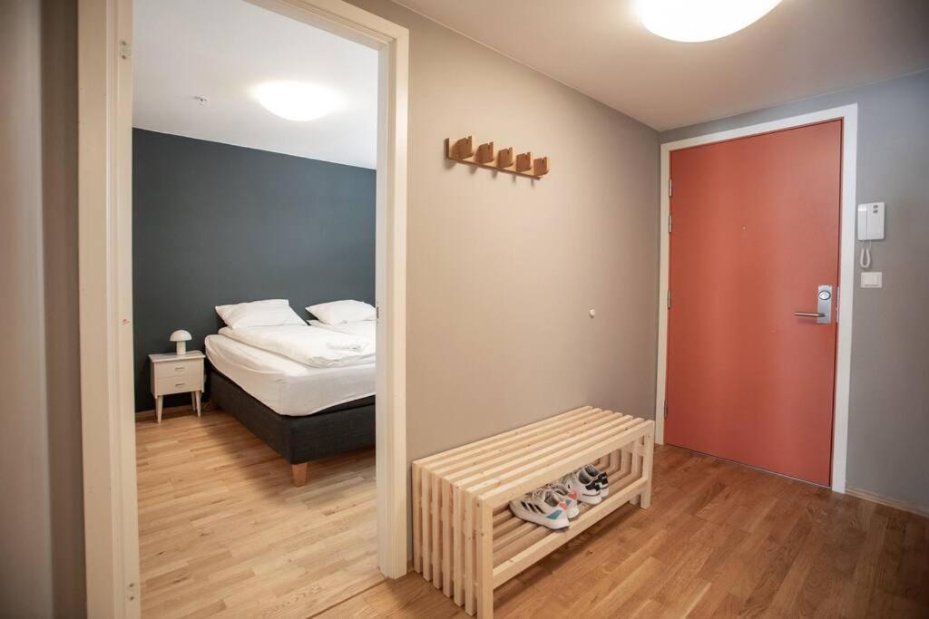 Apartment Modern 3br Downtown Apt, Free Parking, High Standard